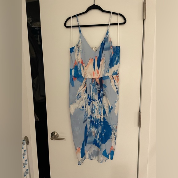 Chelsea28 size 10 Print Faux Wrap Dress Blue Watercolor Floral - Picture 4 of 4